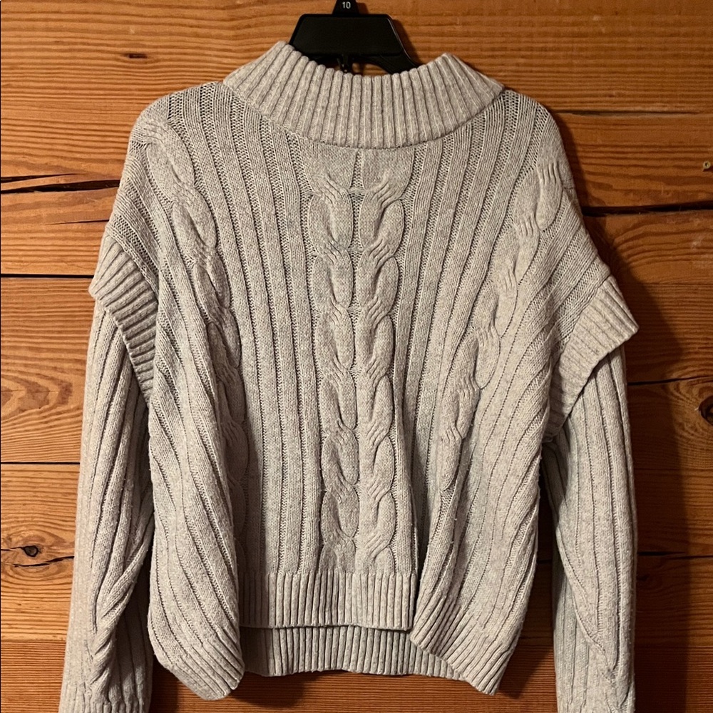 Time and Tru Light Gray Cable Knit Turtleneck Sweater